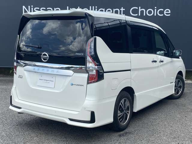 セレナ1.2 e-POWER ハイウェイスターV