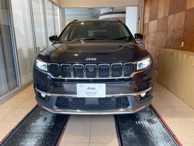 コマンダー2.0 リミテッド ディーゼル 4WD