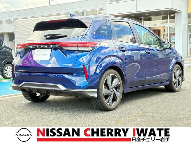 ノートオーラ1.2 G FOUR レザーエディション 4WD