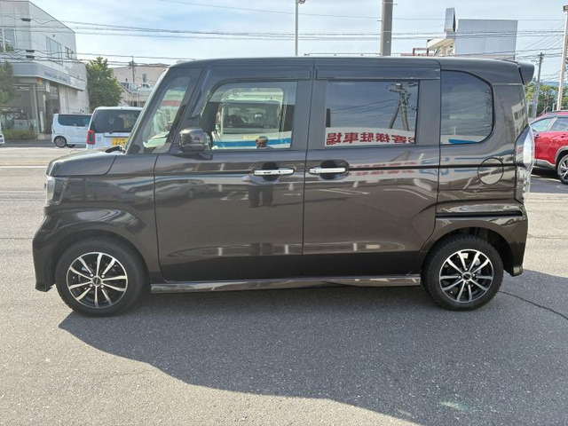 N-BOXカスタムEX ターボ 4WD