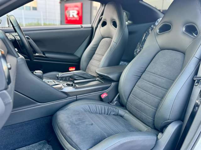 ����ȑ�����̉摜�ɂȂ�܂��B����]�̂��q�l�ɂ͏ڍ׉摜�̂ق��ɁA�G���W�����⓮������点�Ă��������܂��̂ŁA���C�y�ɂ��\���t�����������܂��B