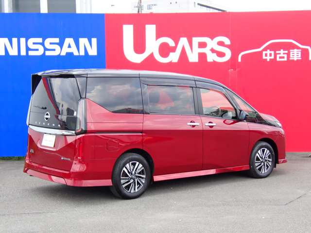セレナ1.4 e-POWER ハイウェイスターV