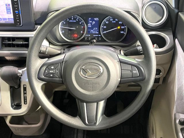 �y�X�e�A�����O�X�C�b�`�z�^�]���A�O������ڐ������炷���ƂȂ��A�I�[�f�B�I���̑��삪�\�ȕ֗��@�\!���S&���K�ȃh���C�u�����o���Ă���܂���