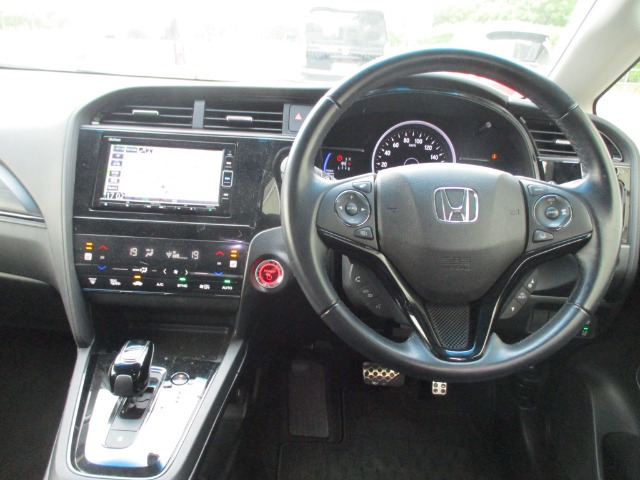 シャトル1.5 ハイブリッド Z ホンダセンシング 4WD