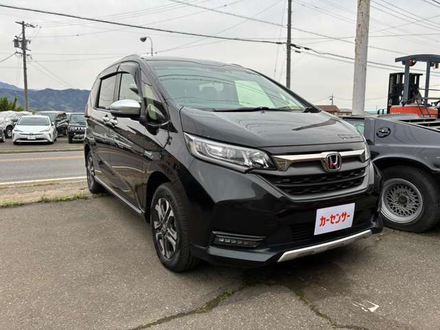 フリード1.5 ハイブリッド クロスター ホンダセンシング 4WD