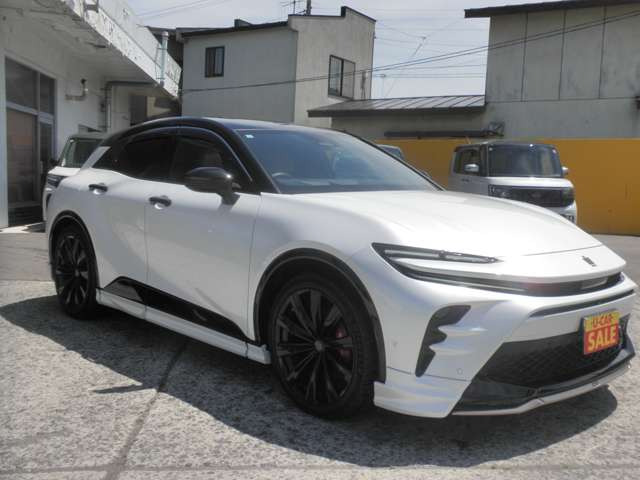 クラウンスポーツ2.5 Z E-Four 4WD