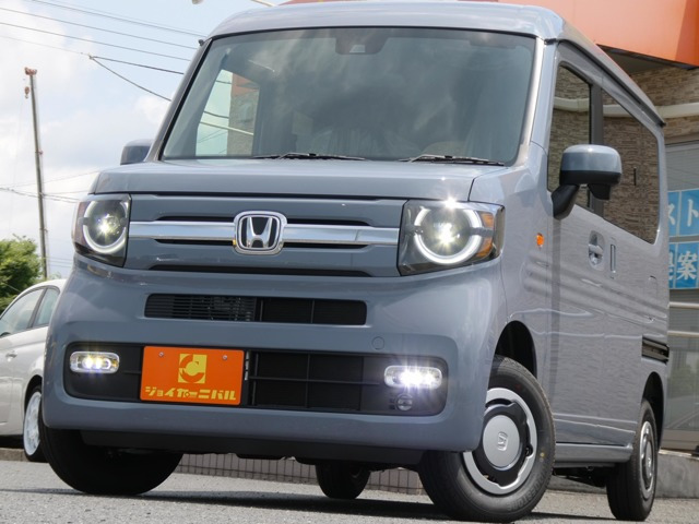 N-VANファン ターボ 4WD
