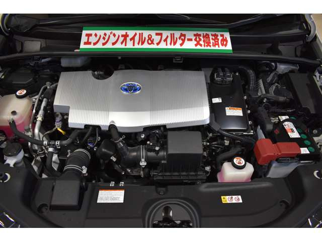 プリウス1.8 S ツーリングセレクション E-Four 4WD