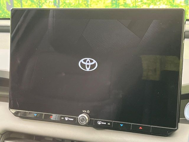 �y12.9�C���` �f�B�X�v���C�I�[�f�B�I�z���ʂ̃f�B�X�v���C��AppleCarPlay��AndroidAuto�����p�\�B�傫�ȉ�ʂŃX�}�z�i�r�A�v���������p���������܂���
