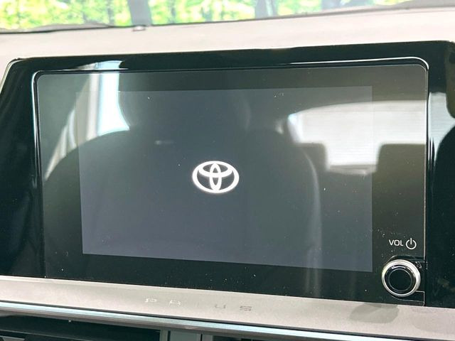 �y8�C���` �f�B�X�v���C�I�[�f�B�I�z���ʂ̃f�B�X�v���C��AppleCarPlay��AndroidAuto�����p�\�B�傫�ȉ�ʂŃX�}�z�i�r�A�v���������p���������܂���