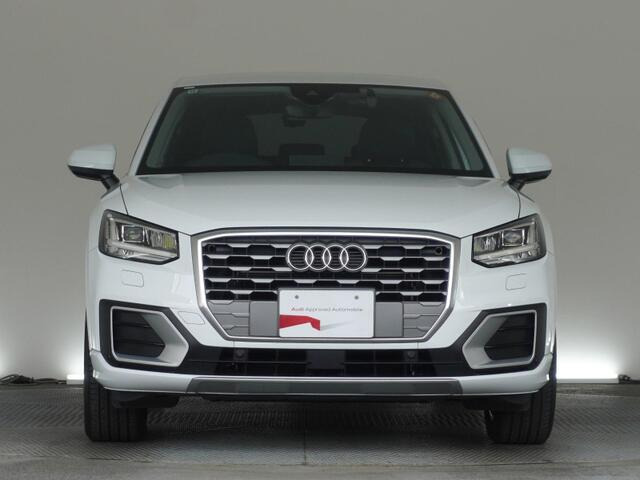 Q21.0 TFSI スポーツ