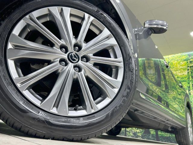 �y����19�C���`�A���~�z�C�[���z�O�ςɃ}�b�`���������A���~�z�C�[���𑕒����Ă���܂��B�e��ЊO�A���~�z�C�[����A�X�^�b�h���X�^�C�����戵�����Ă���܂��B���񂲑��k����������