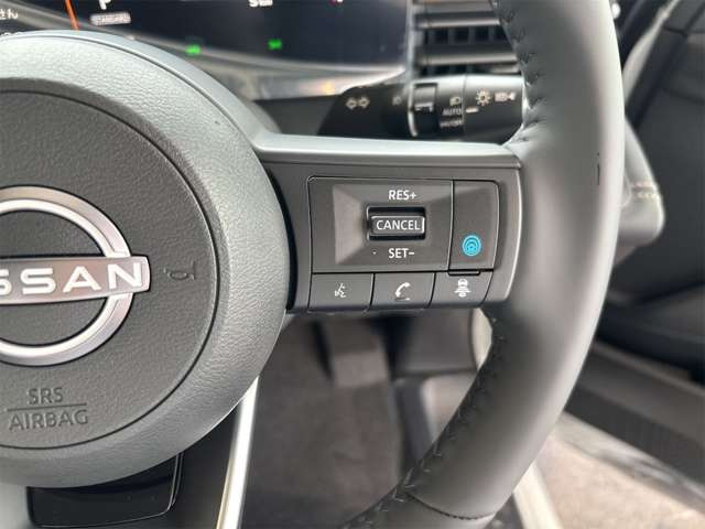 セレナ1.4 e-POWER ハイウェイスターV