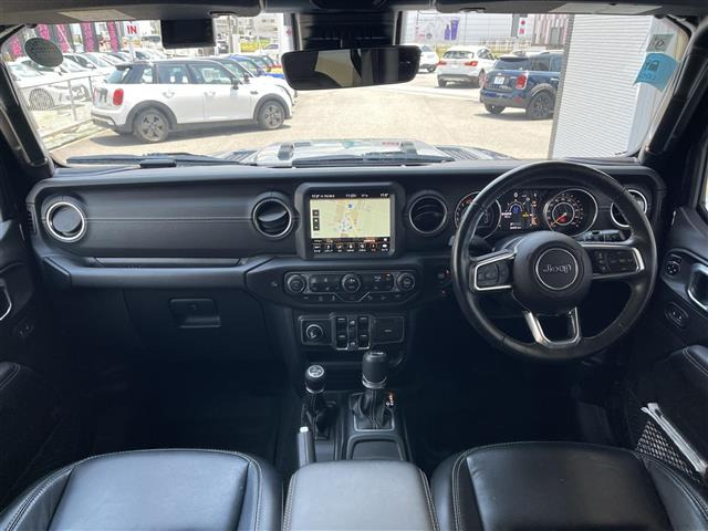 ラングラーアンリミテッド オーバーランド 4WD