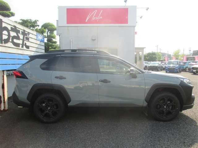 RAV42.0 アドベンチャー オフロードパッケージ II 4WD