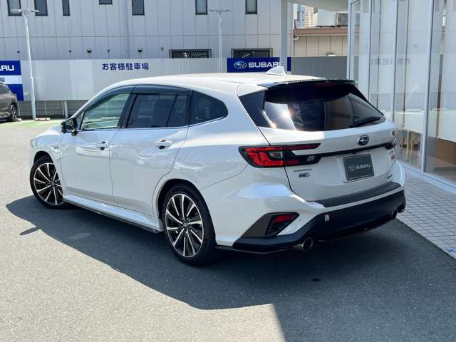 レヴォーグ1.8 STI スポーツ EX 4WD