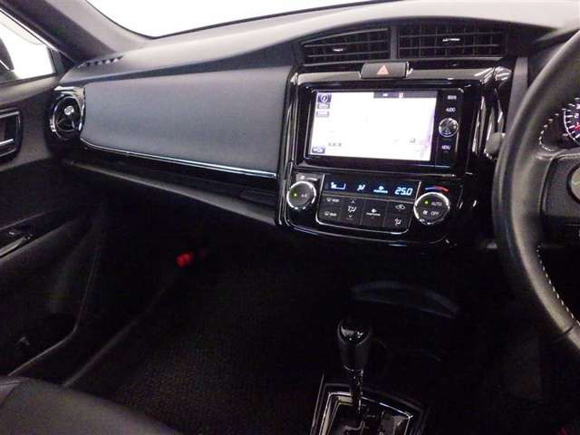 カローラアクシオ1.5 G WxB