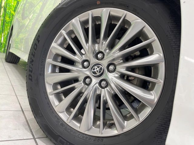 �y����17�C���`�A���~�z�C�[���z�O�ςɃ}�b�`���������A���~�z�C�[���𑕒����Ă���܂��B�e��ЊO�A���~�z�C�[����A�X�^�b�h���X�^�C�����戵�����Ă���܂��B���񂲑��k����������