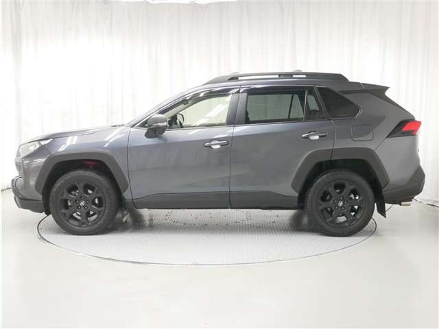 RAV42.0 アドベンチャー オフロードパッケージ II 4WD