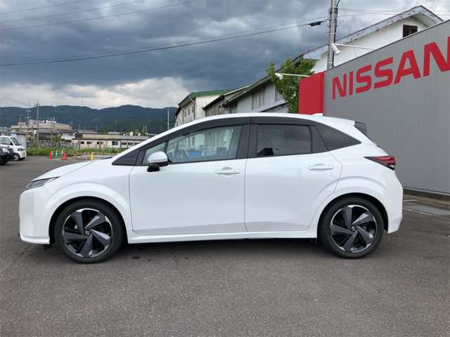 ノートオーラ1.2 G レザーエディション