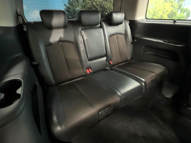3��ڃV�[�g�͂�������ԗǍD����l�ł��������ƍ����Ē����܂��̂ŁA��l���ł̂��o���������N���N�ł��􂲉Ƒ��ŁA�C�̒m�ꂽ���ԂŁA�h���C�u�ɍs���̂��y���݂ł��ˁ�