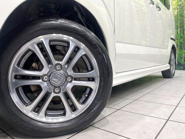 �y����14�C���`�A���~�z�C�[���z�O�ςɃ}�b�`���������A���~�z�C�[���𑕒����Ă���܂��B�e��ЊO�A���~�z�C�[����A�X�^�b�h���X�^�C�����戵�����Ă���܂��B���񂲑��k����������