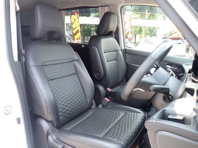 セレナ1.4 e-POWER ハイウェイスターV