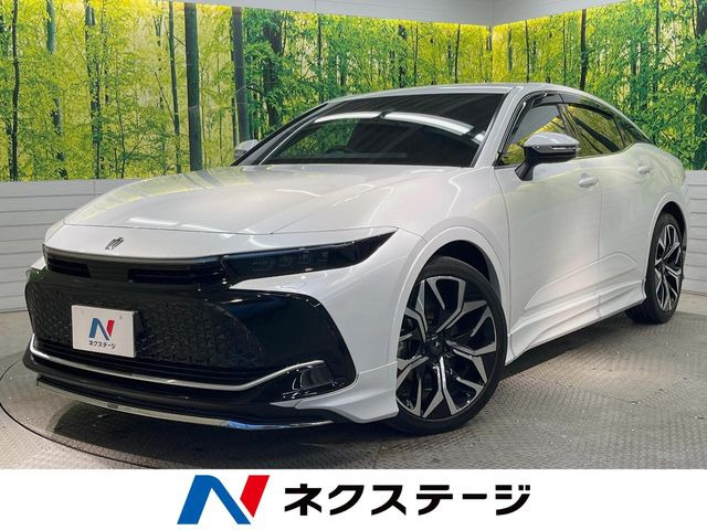 クラウンクロスオーバー2.5 G アドバンスト レザー パッケージ E-Four 4WD