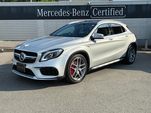 GLAクラスAMG GLA45 4マチック 4WD