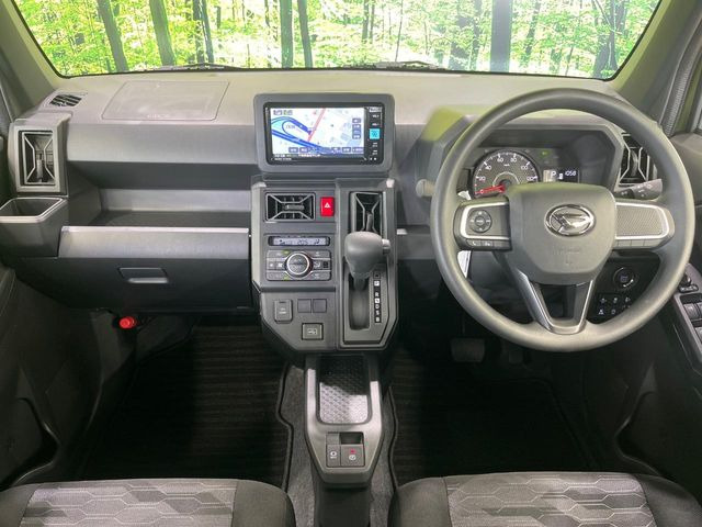 タフトX
