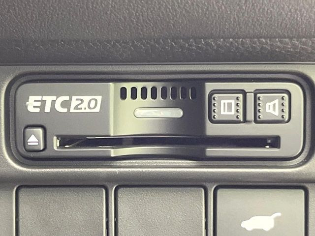 【ETC】高速道路の料金所をストレスなく通過!話題のスポットやサービスエリアに多い「スマートIC」利用時は必須のアイテムです。当店でセットアップを実施、ご納車当日からすぐにご利用いただけます!