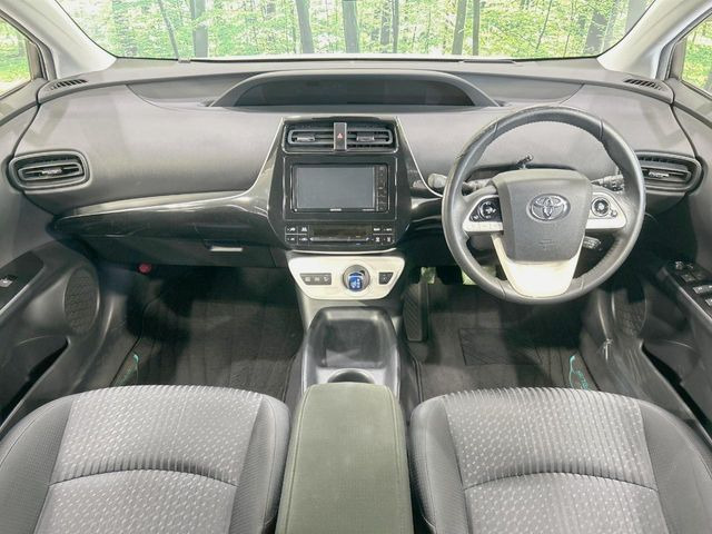 プリウス1.8 S セーフティ プラス