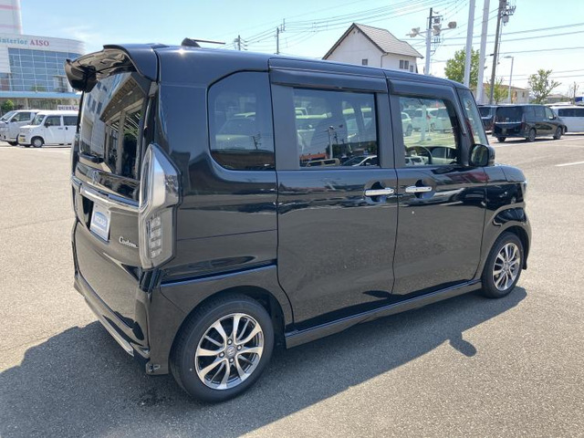 N-BOXカスタムL