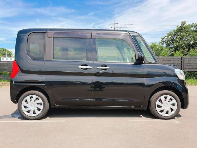 お客様のご予算帯に合わせたお車を常時100台以上取り揃えています!当社のスタッフがお客様のお車選びをしっかりサポートしご提案させていただきます!
