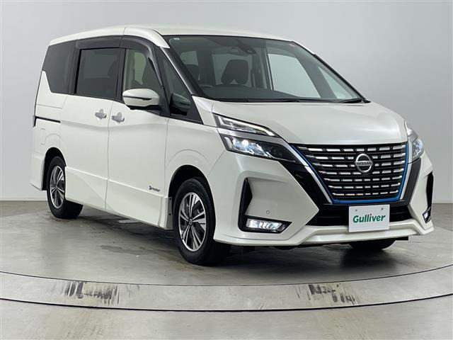 セレナ1.2 e-POWER ハイウェイスターV