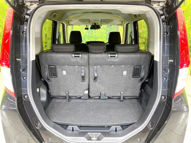 【パワーバックドア】スマートキーや運転席のボタンを押すだけでリアゲートが自動で開閉します!荷物を持っている時や、高い位置にあるバックドアを閉める際に便利な機能です♪