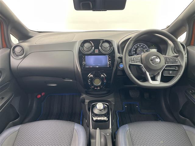 ノート1.2 e-POWER メダリスト FOUR ブラックアロー 4WD