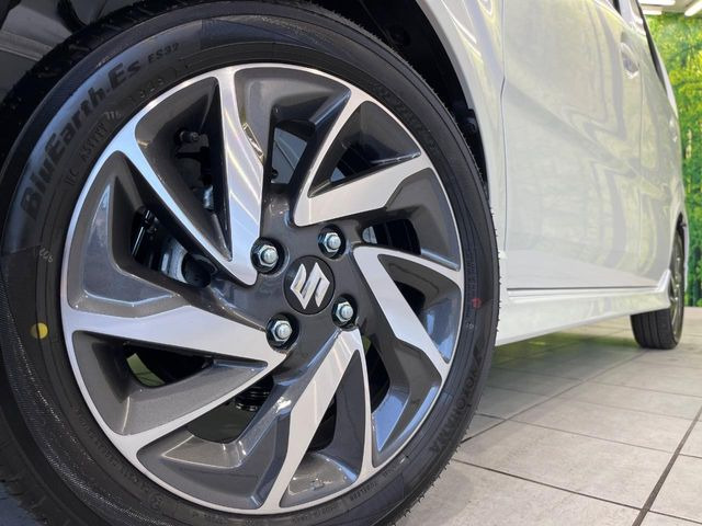 �y����14�C���`�A���~�z�C�[���z�O�ςɃ}�b�`���������A���~�z�C�[���𑕒����Ă���܂��B�e��ЊO�A���~�z�C�[����A�X�^�b�h���X�^�C�����戵�����Ă���܂��B���񂲑��k����������