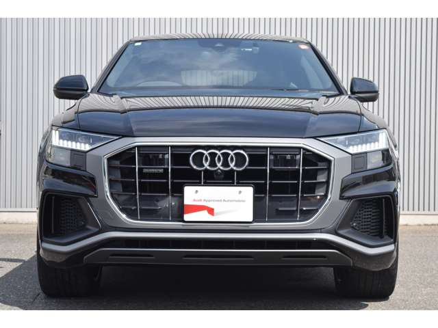 Q855 TFSI クワトロ Sライン 4WD