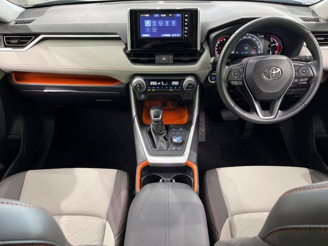 RAV4