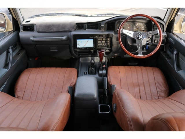 ランドクルーザー804.2 VXリミテッド ディーゼル 4WD