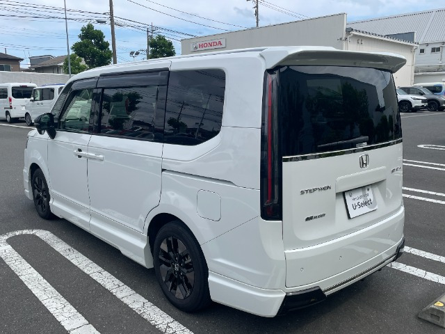 ステップワゴン1.5 スパーダ