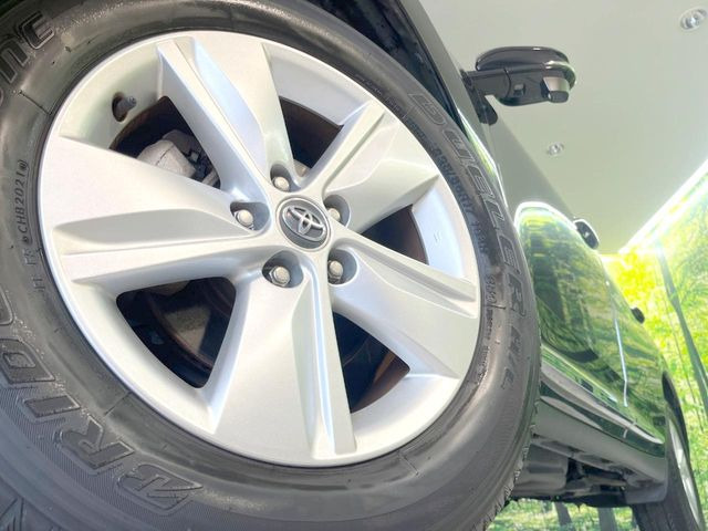 �y����17�C���`�A���~�z�C�[���z�O�ςɃ}�b�`���������A���~�z�C�[���𑕒����Ă���܂��B�e��ЊO�A���~�z�C�[����A�X�^�b�h���X�^�C�����戵�����Ă���܂��B���񂲑��k����������