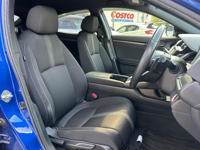 �^�]�Ȃ܂��ɂ͏\���ȃX�y�[�X������A�啿�ȕ��ł��������^�]���Ă�����������ł��B