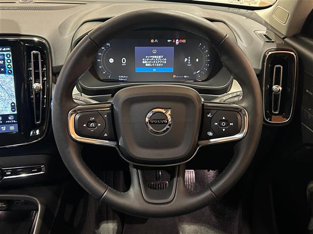 XC40アルティメット B4 AWD 4WD