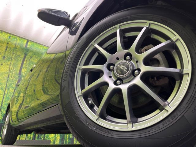 �y15�C���`�A���~�z�C�[���z�O�ςɃ}�b�`�����A���~�z�C�[���𑕒����Ă���܂��B�e��A���~�z�C�[����A�X�^�b�h���X�^�C�����戵�����Ă���܂��B���񂲑��k����������