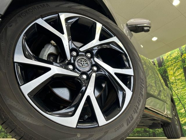 �y����18�C���`�A���~�z�C�[���z�O�ςɃ}�b�`���������A���~�z�C�[���𑕒����Ă���܂��B�e��ЊO�A���~�z�C�[����A�X�^�b�h���X�^�C�����戵�����Ă���܂��B���񂲑��k����������
