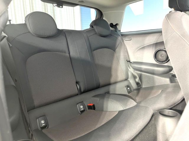 ���㕔���Ȃ��C�ɂȂ�悤�ȃL�Y�E�����ւ��蓙�A�傫�ȃ_���[�W�͂Ȃ��A�ǍD�ȏ�Ԃł��B