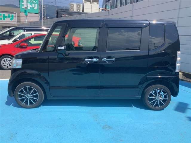 N-BOXカスタムG Lパッケージ 4WD