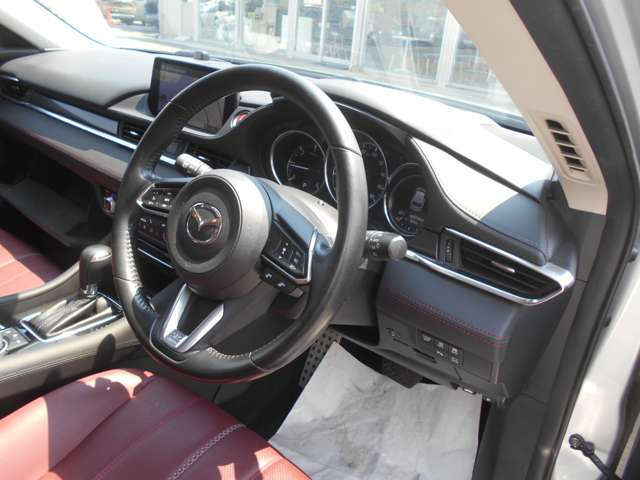 MAZDA6ワゴン2.2 XD ブラックトーンエディション 4WD